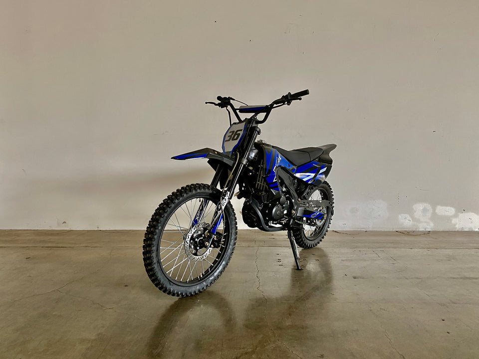 Apollo 250cc RFZ Motocross Dirt Bike | 5-Speed Manual | DB-36