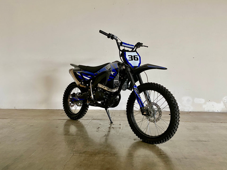 Apollo 250cc RFZ Motocross Dirt Bike | 5-Speed Manual | DB-36