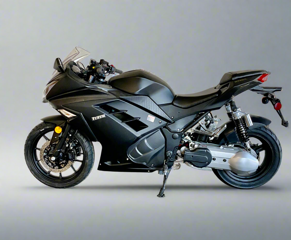 Falcon 250cc Motorcycle – Smooth, Automatic Stylish