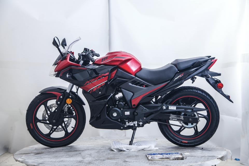 Lifan KPR 200 Motorcycle | 200cc EFI | Fuel-Injected LF200-10S | CARB APPROVED