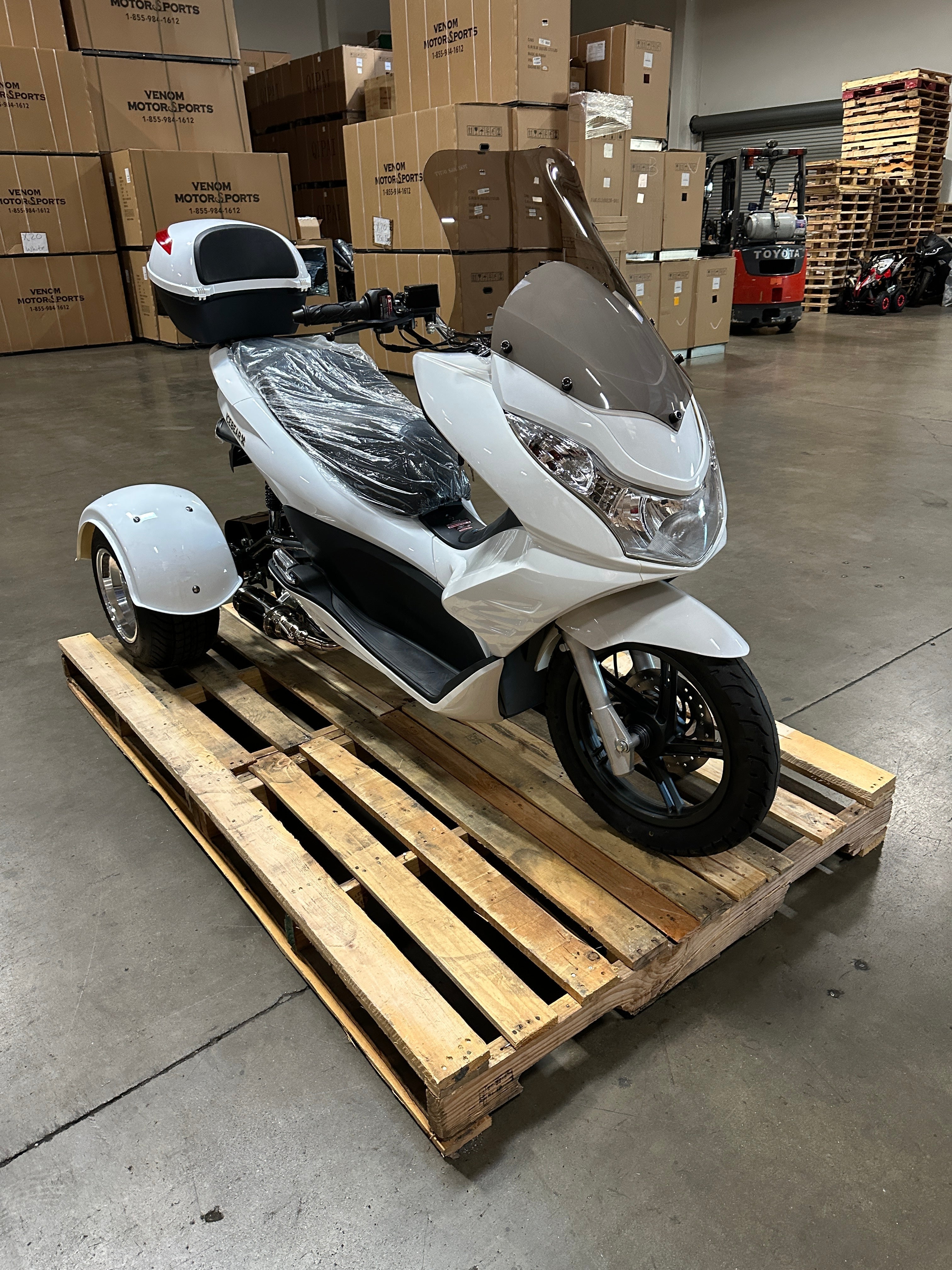 New vs. Used 150cc Scooter Trikes: Which One Should You Get?