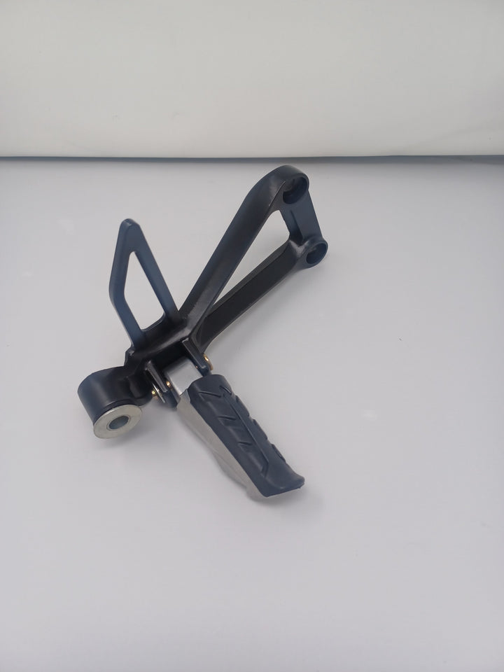X22R 250cc Rear Right footrest 02050043