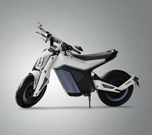 NAXEON I AM PRO | 7.5 KW Motor | 72V Lithium | Automatic Motorcycle