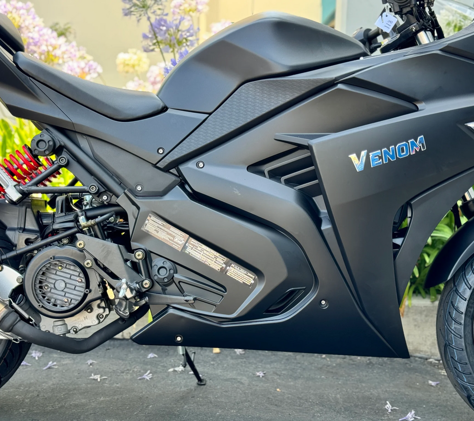 Dragon 200cc Motorcycle - Fully Automatic - CARB Aproved