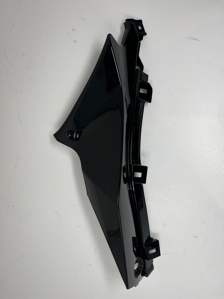 X22R 250cc | Left Tank Guard - BLACK (3010536)