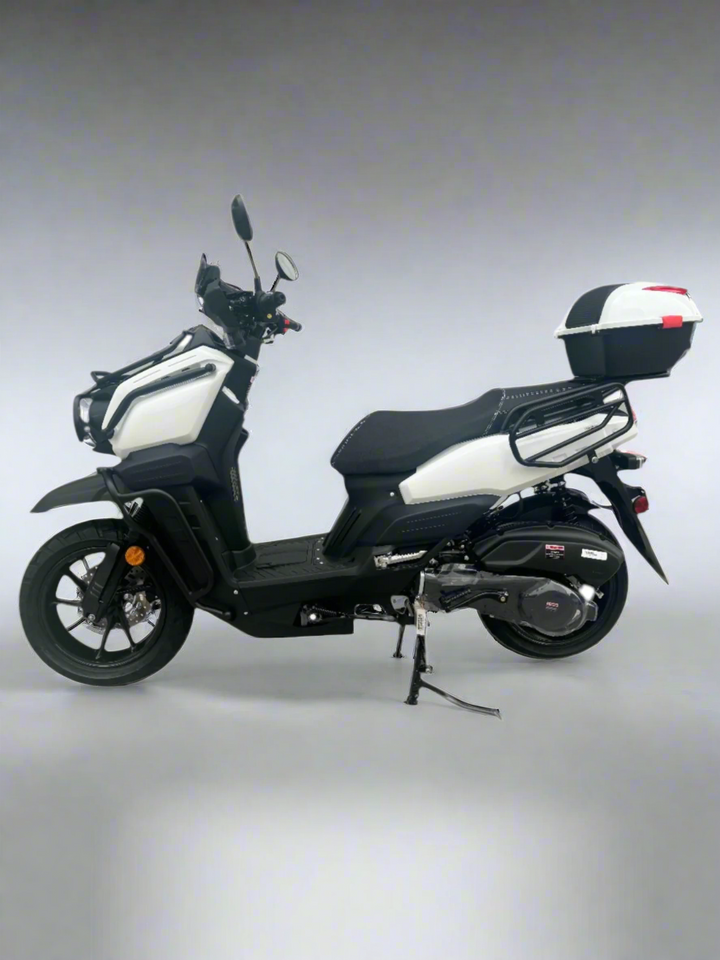 Tank 200cc Scooter | Fuel-Injected | Street Legal White