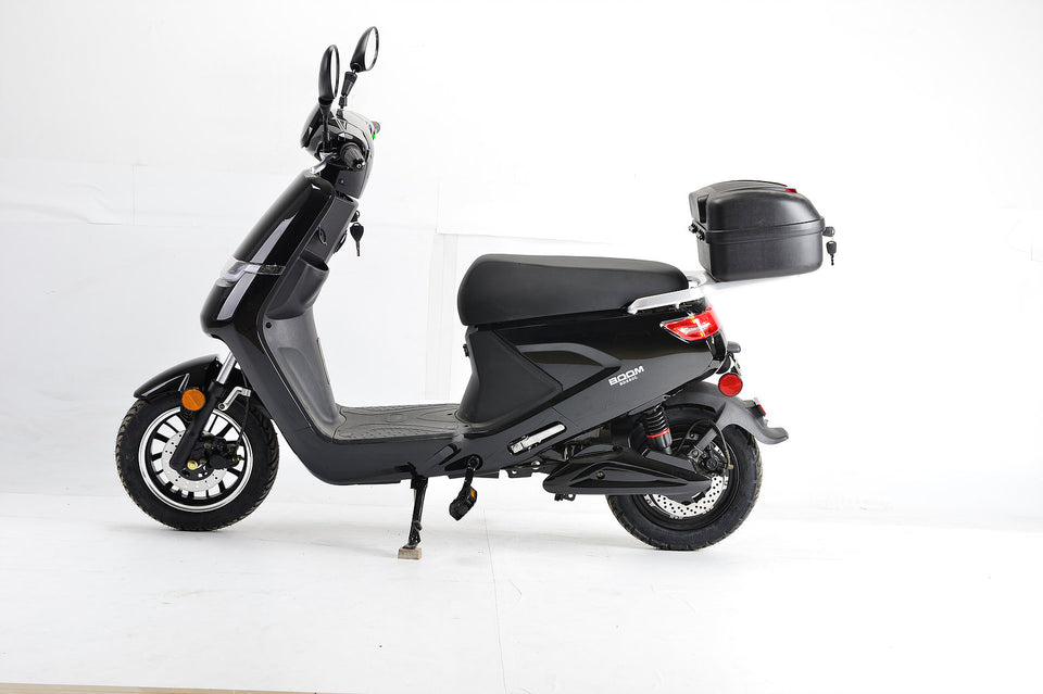 Boom Cirkit LED Electric Moped Scooter 500W 48V