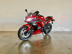 250cc Fuel-Injected Motorcycle - Red