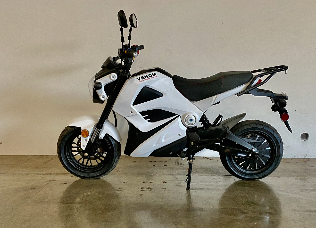 Venom E-Vader 2000W 72V Electric Motorcycle | Belmonte Venom E-Vader 2000W 72V Electric Motorcycle | Belmonte