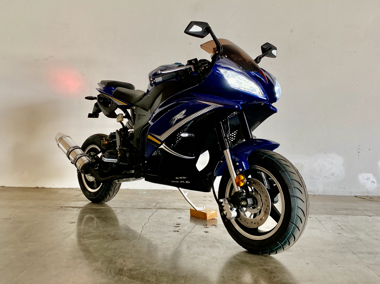 DF200SST 200cc Automatic Motorcycle | Super Pocket Bike WASP DF200SST 200cc Automatic Motorcycle | Super Pocket Bike WASP