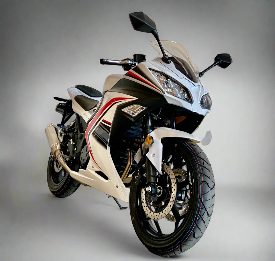 SuperBike 250cc Fuel-Injected Motorcycle | BD250-5 White