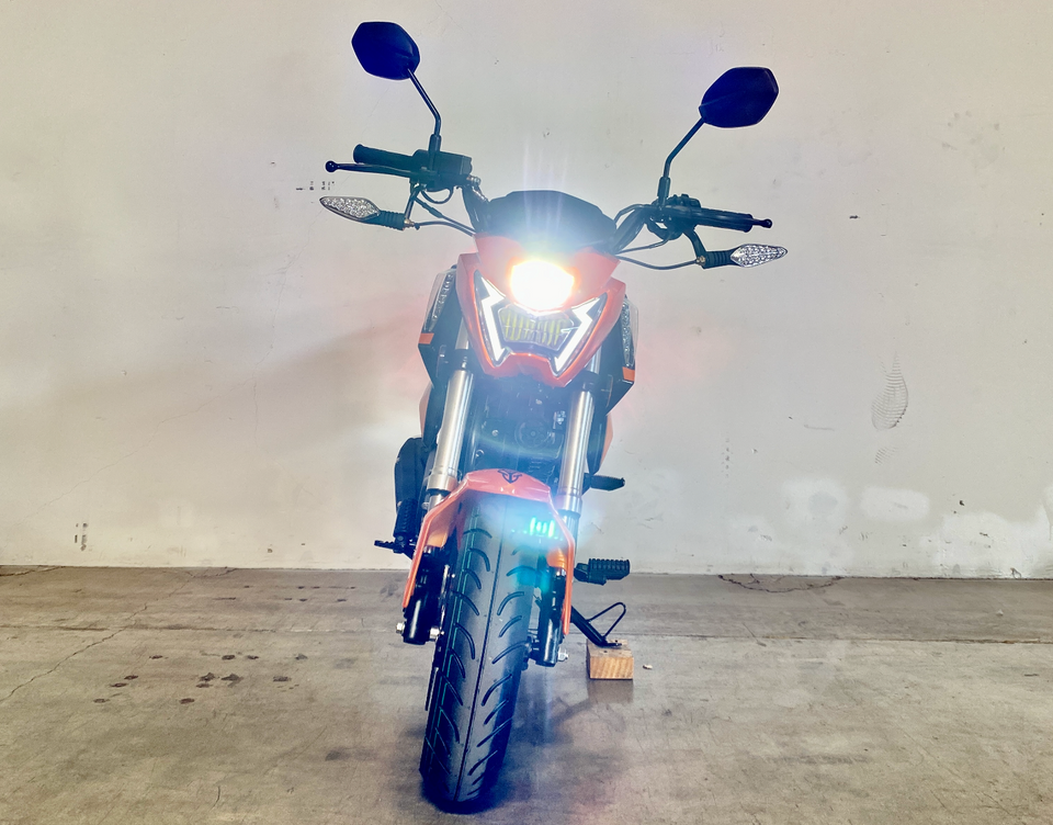 Lifan SS3 | 150cc Motorcycle | 5 Speed | Street Legal - Headlight