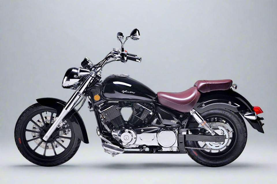 Lifan Lycan 250cc V-Twin | Cruiser Chopper | V16 5-Speed Manual - Mid View