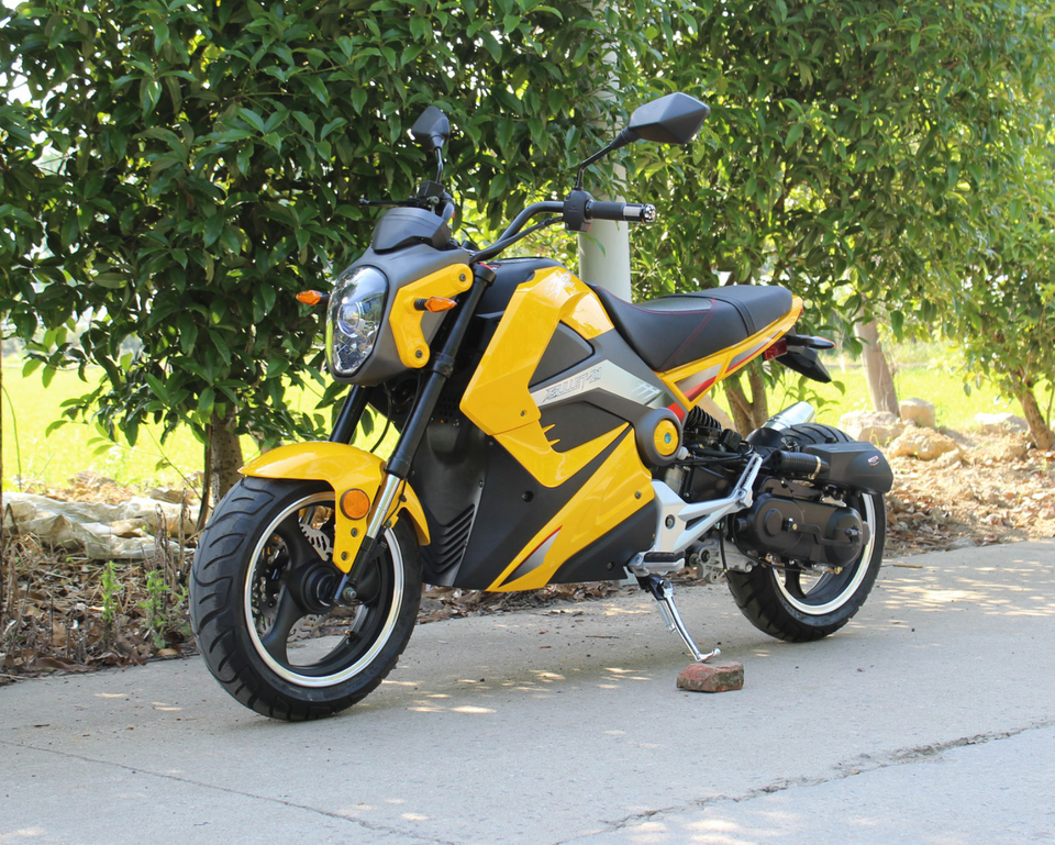 Bullet 50cc Cruiser Moped Bike - Fully Automatic Street Legal - Yellow