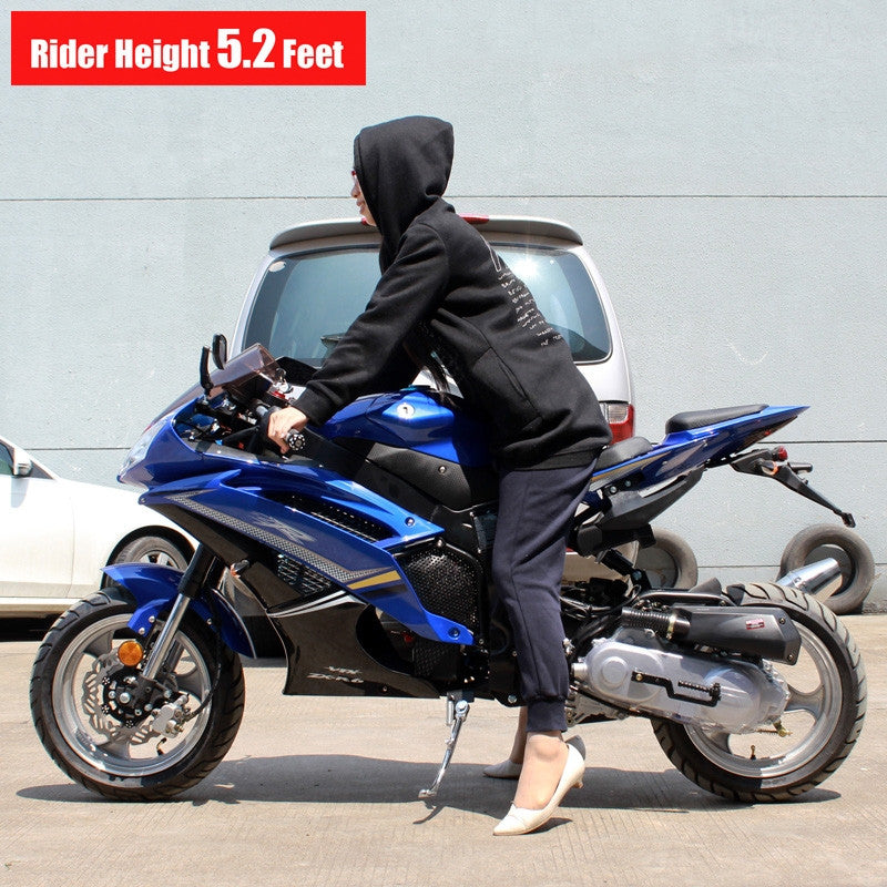 bike helmet on 50 cc scooter DF50SST Super Ninja 50cc zxr6 Moped